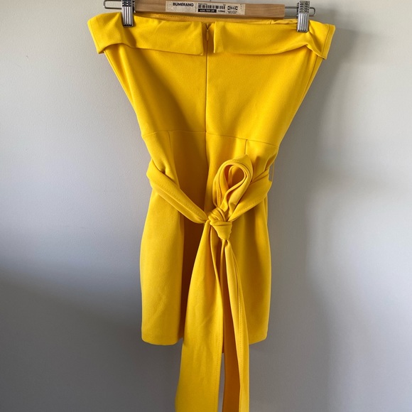 Cute yellow romper - M - Picture 2 of 2